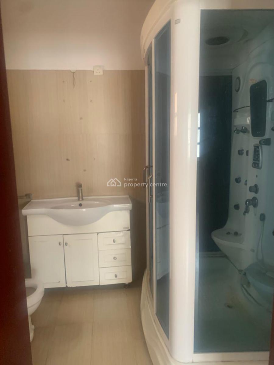 Well Maintained Spacious 3 Bedroom Flat with a Room Bq (2nd Floor), Osapa London Gardens Estate, Osapa, Lekki, Lagos, House for Rent