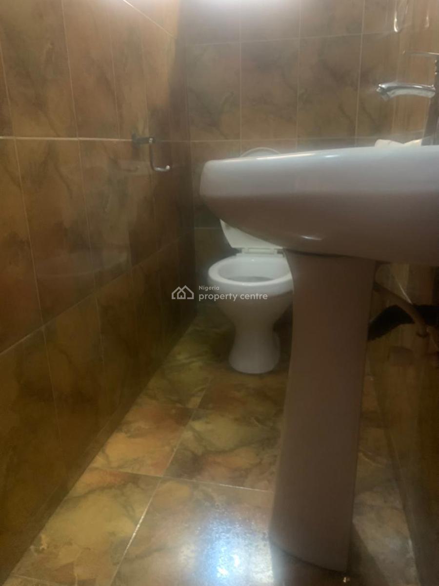 Well Maintained Spacious 3 Bedroom Flat with a Room Bq (2nd Floor), Osapa London Gardens Estate, Osapa, Lekki, Lagos, House for Rent