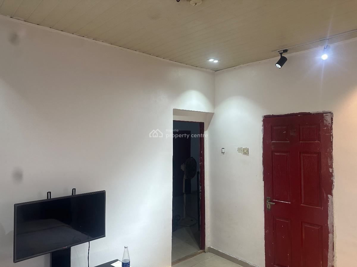 1 Bedroom Minimalist Apartment, Oniru, Victoria Island (vi), Lagos, Self Contain (single Rooms) for Rent