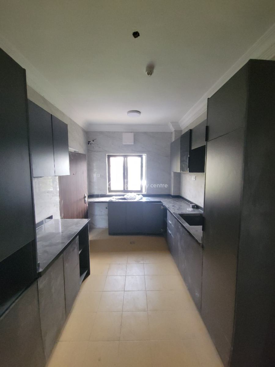 3 Bedroom Flat, Lekki Phase 1, Lekki, Lagos, Flat / Apartment for Rent