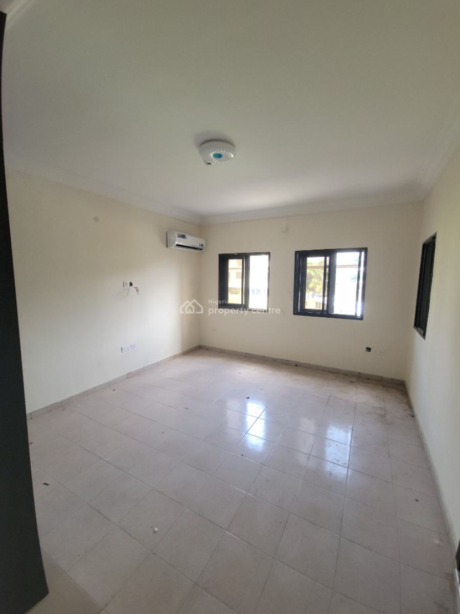 3 Bedroom Flat, Lekki Phase 1, Lekki, Lagos, Flat / Apartment for Rent