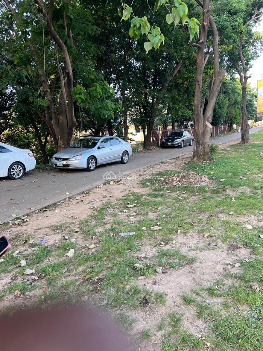 on Tarred Road, Ahmadu Bello Express Way, Garki 2, Garki, Garki, Abuja, Commercial Land for Sale