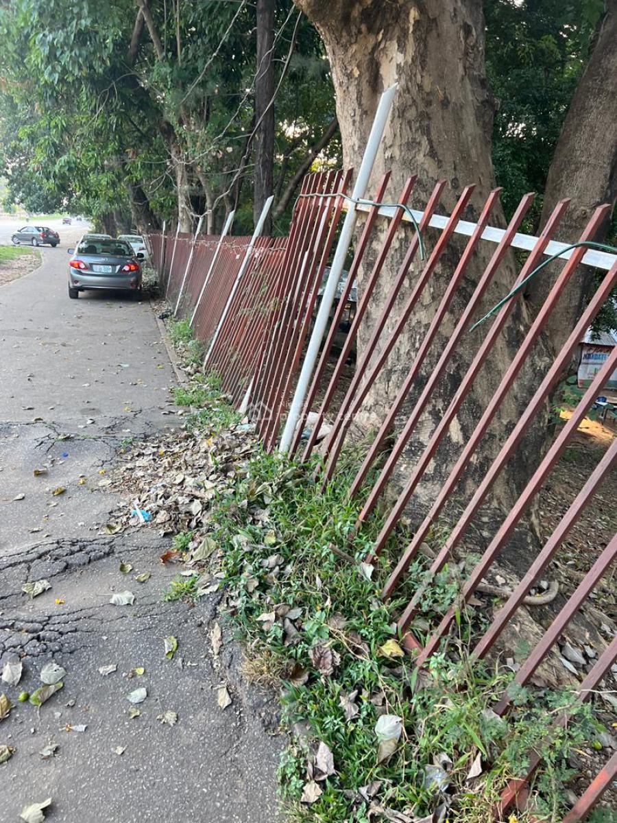 on Tarred Road, Ahmadu Bello Express Way, Garki 2, Garki, Garki, Abuja, Commercial Land for Sale