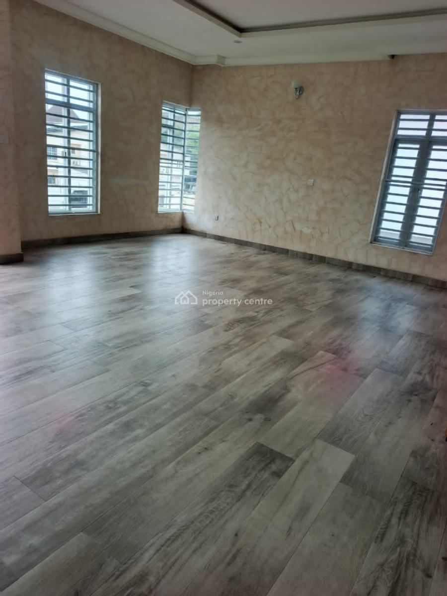 Spacious 4 Bedroom Fully Detatched House with a Room Bq, U3 Estate, Lekki Phase 1, Lekki, Lagos, Detached Duplex for Rent