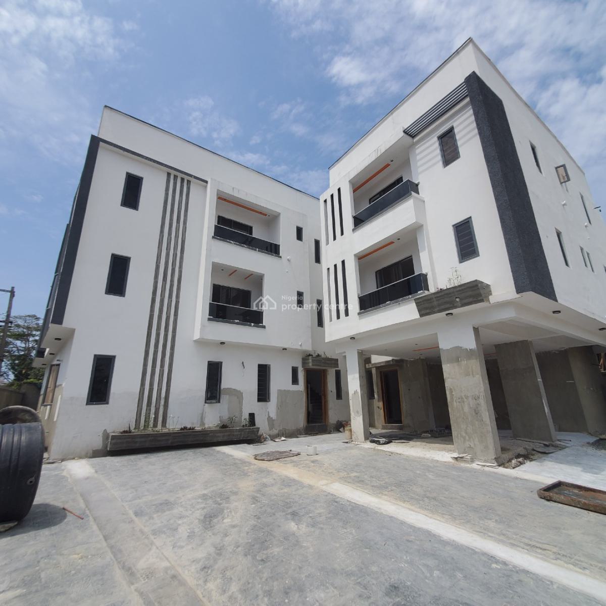 Stunning 2bedroom  Apartment Within a Serene Space, Lekki Phase 1, Lekki, Lagos, Flat / Apartment for Sale