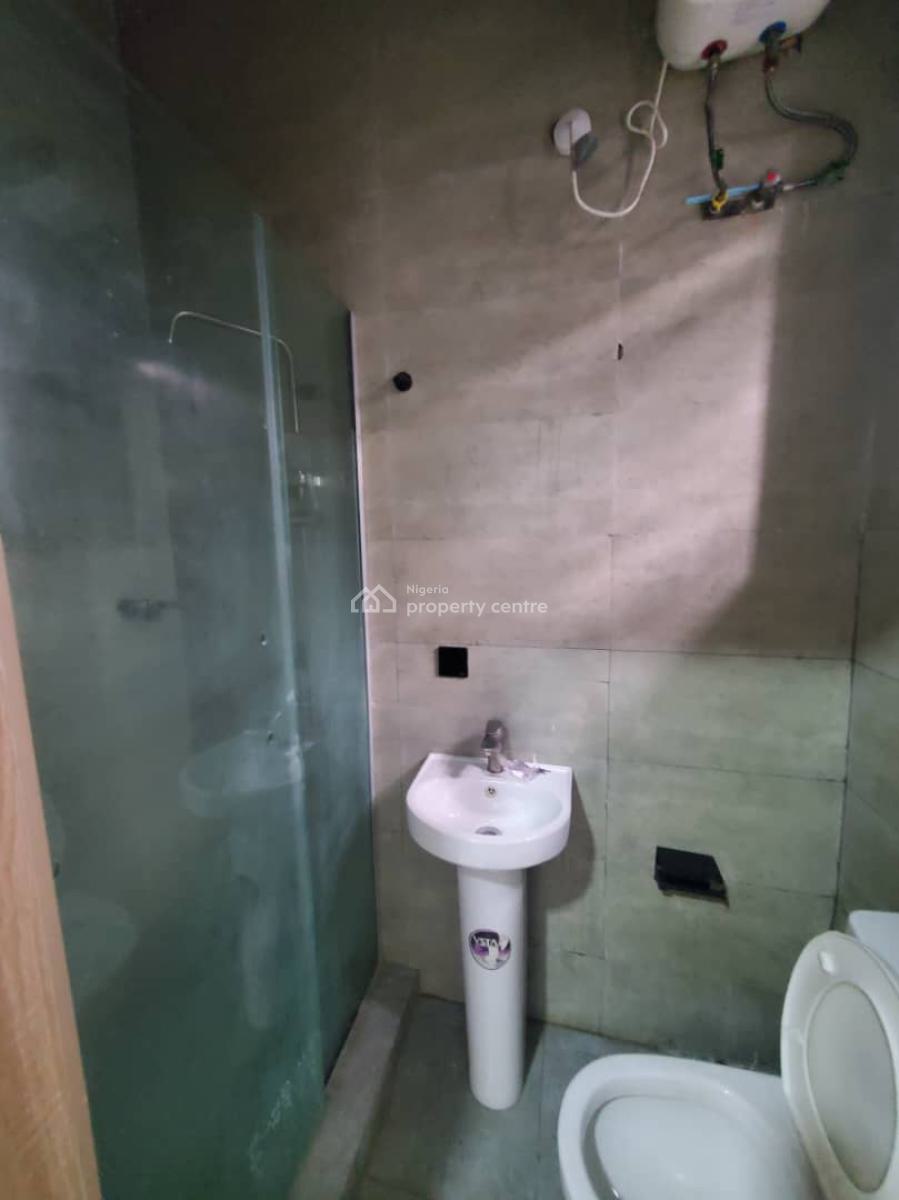 Spacious Standard 1-bedroom & Parlor Mini Flat with Fully Fitted Personal Kitchen, Orchid, Lekki, Lagos, House for Rent