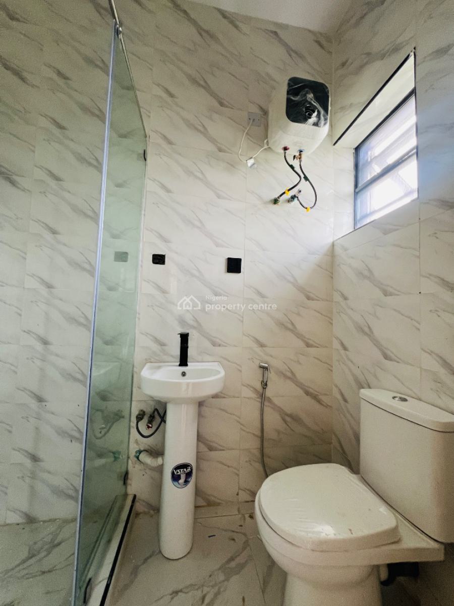 W5 Bedroom Detached Duplex in an Estate with 24hrs Electricity, and Bq, Beachwood Eatate, Bogije, Ibeju Lekki, Lagos, Detached Duplex for Sale