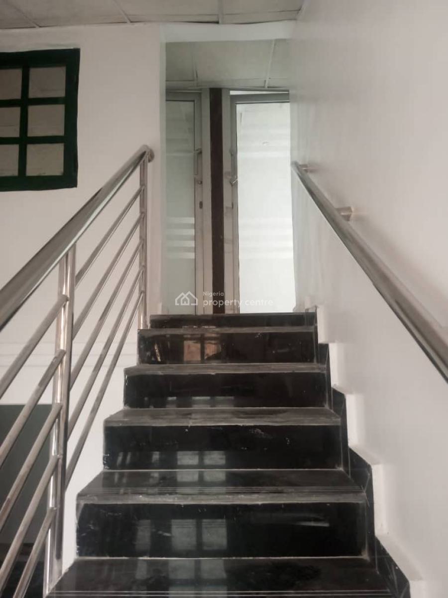 Luxury Commercial 3 Bedroom Terrace Duplex, Lekki Phase 1, Lekki, Lagos, Office Space for Rent