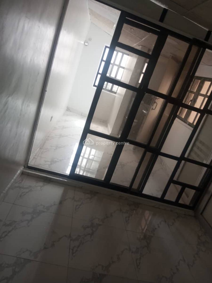 Luxury Commercial 3 Bedroom Terrace Duplex, Lekki Phase 1, Lekki, Lagos, Office Space for Rent