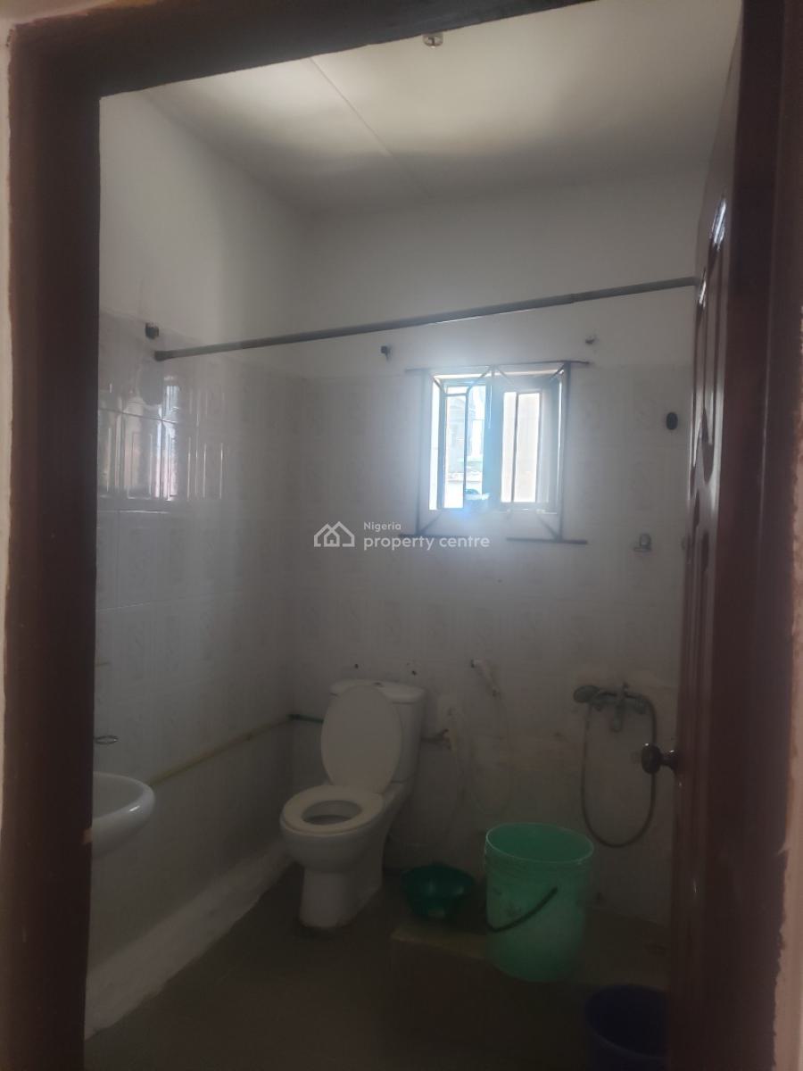 Self-serviced 3 Bedroom Apartment, Lekki Right, Lekki Phase 1, Lekki, Lagos, Flat / Apartment for Rent