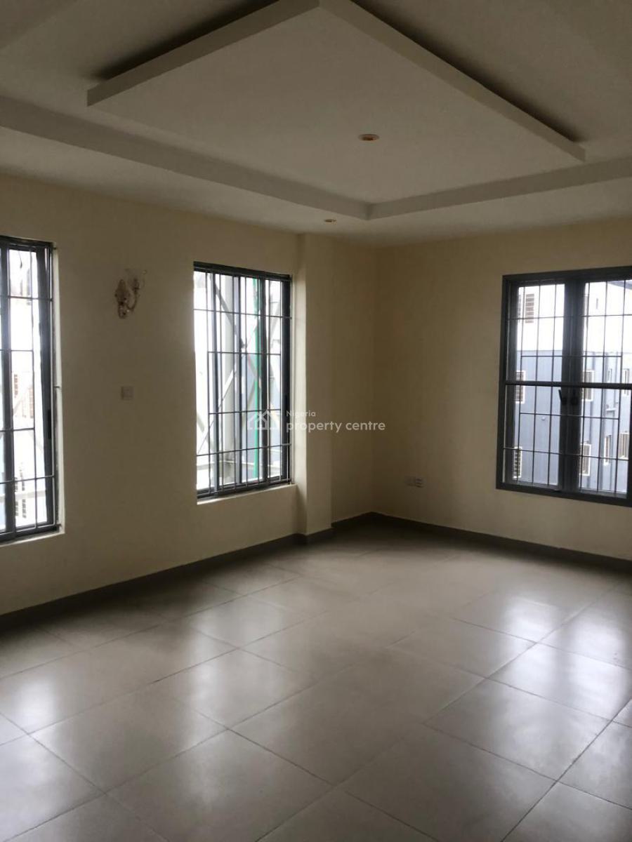 Executive Spacious 3 Bedroom Flat, Olaleye New Town, Iponri, Surulere, Lagos, House for Rent