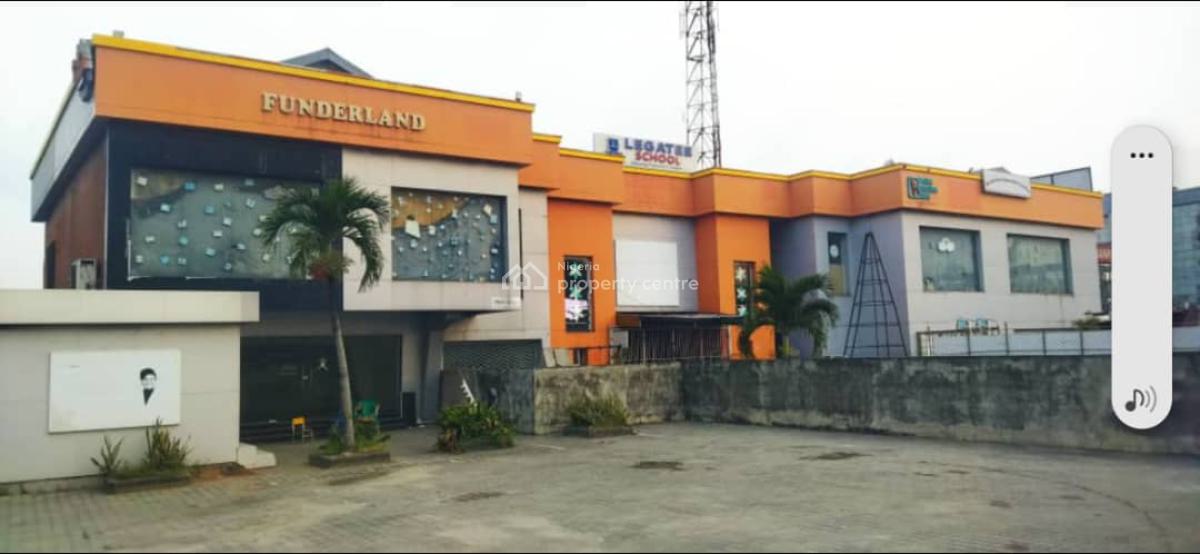 2335sqm Land with Massive Detached House, Lekki Epe Expressway Way, Ikota, Lekki, Lagos, Commercial Property for Sale