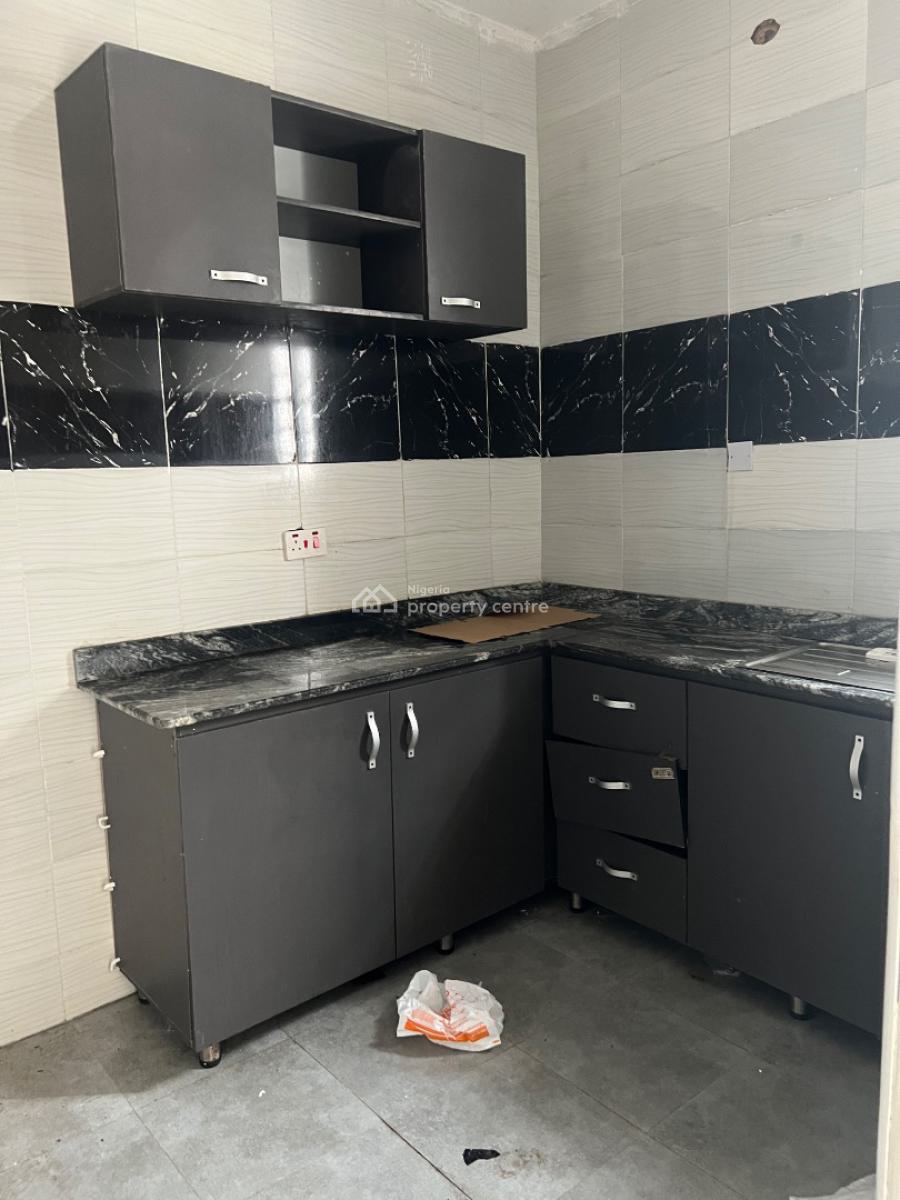 Massive One Bedroom Flat Downstairs, Ogunfayo, Eputu, Ibeju Lekki, Lagos, Mini Flat (room and Parlour) for Rent