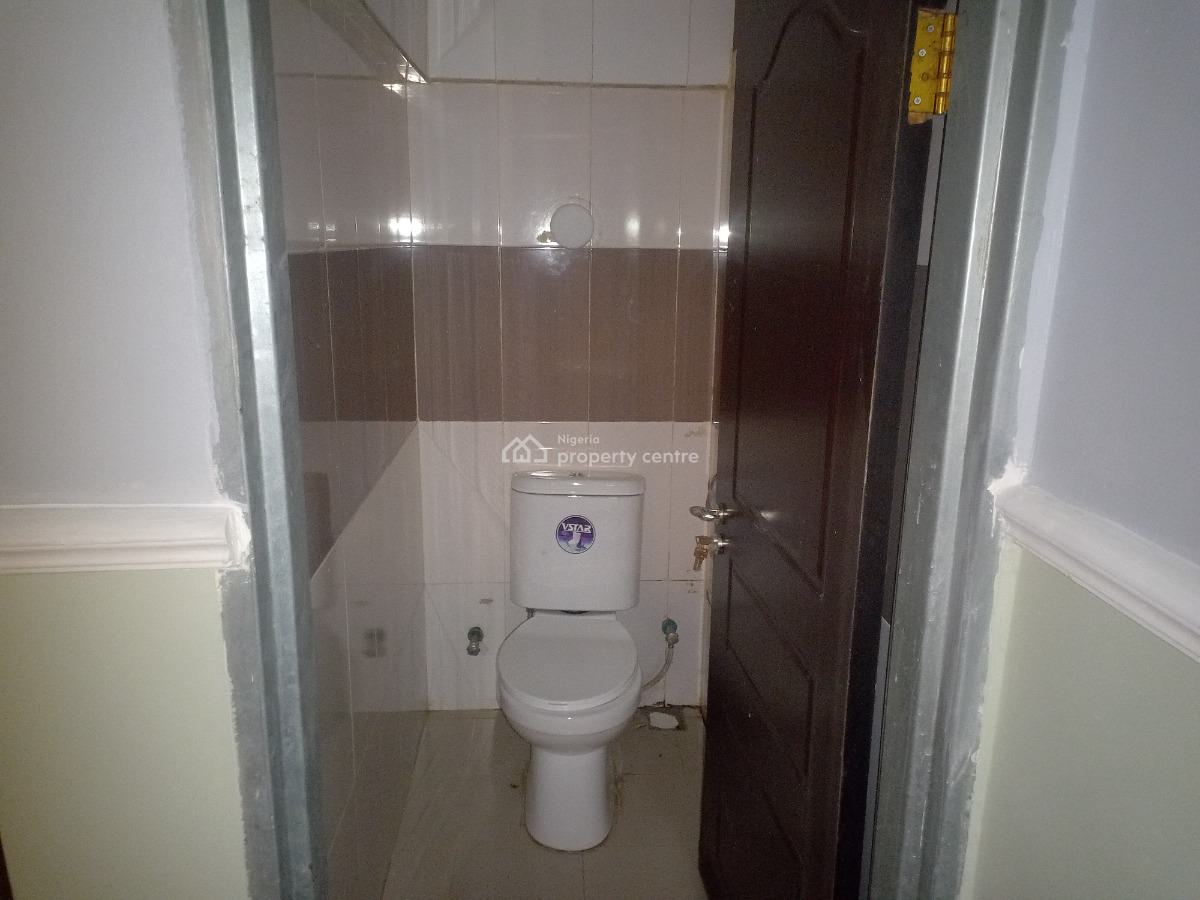 Standard 2 Bedroom Flat Rhs, R.s Tahir Street, Opposite Earthpoint, Life Camp, Abuja, Flat / Apartment for Rent