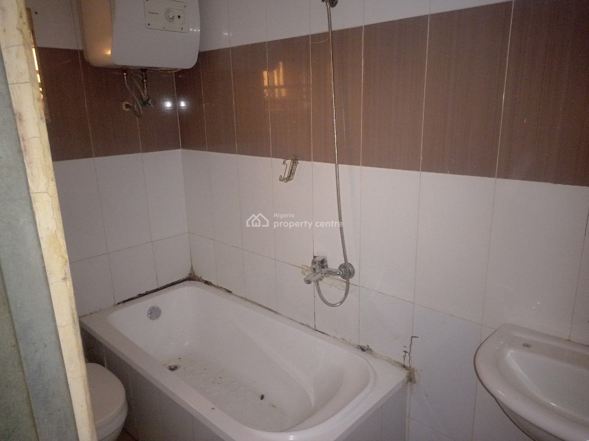 Standard 2 Bedroom Flat Rhs, R.s Tahir Street, Opposite Earthpoint, Life Camp, Abuja, Flat / Apartment for Rent