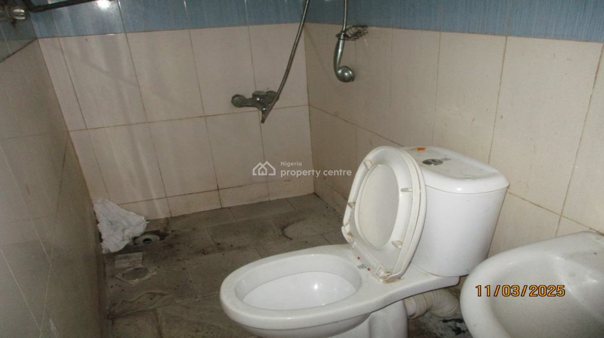 Standard 2 Bedroom Flat, R.s. Tahir Street, Opposite Earthpoint, Life Camp, Abuja, Flat / Apartment for Rent