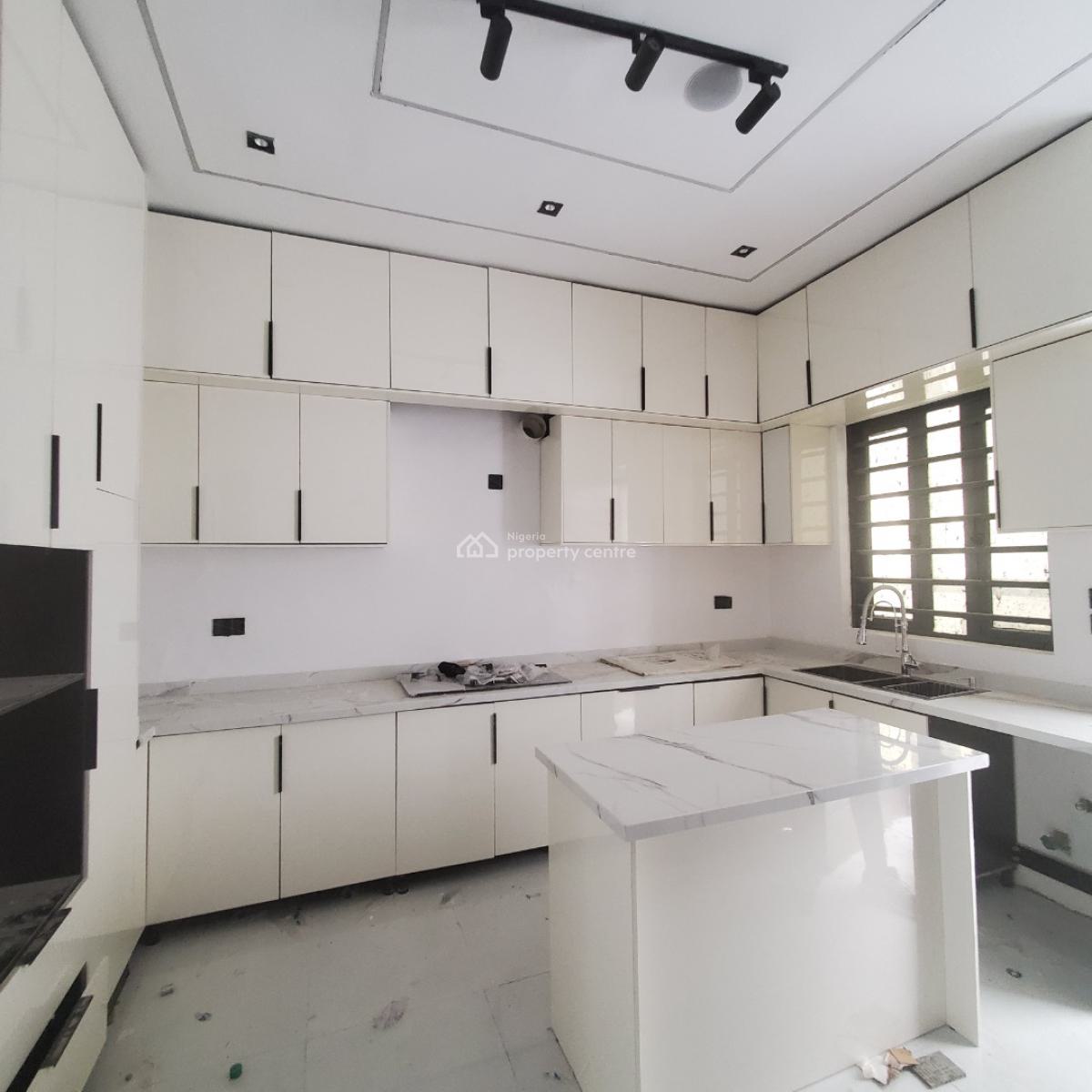 Magnificent 5 Bedroom Duplex with a Bq, Ologolo, Lekki, Lagos, House for Sale