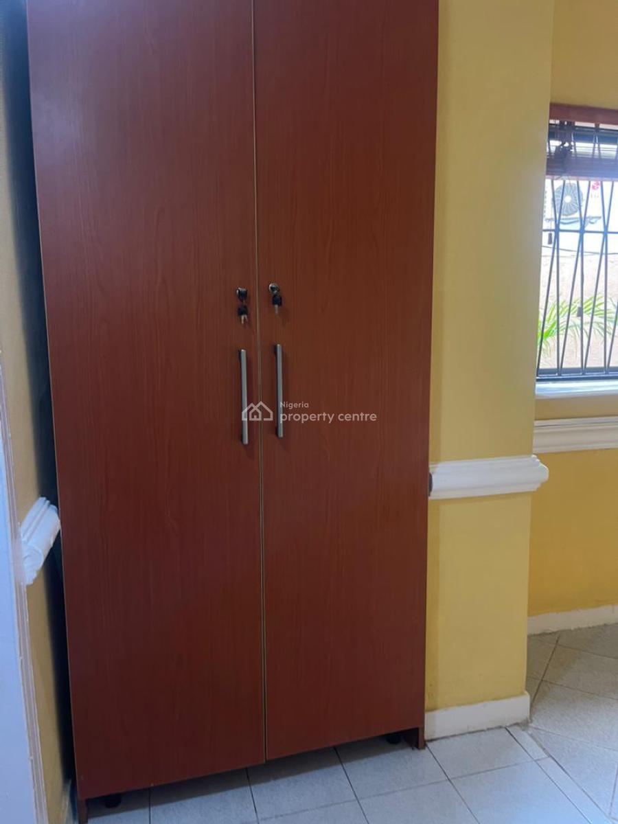 Luxury 3 Bedroom Ensuite Flat with Bq, Ample Grounds and Pool., Shonibare Estate, Ikeja Gra, Ikeja, Lagos, Flat / Apartment for Rent