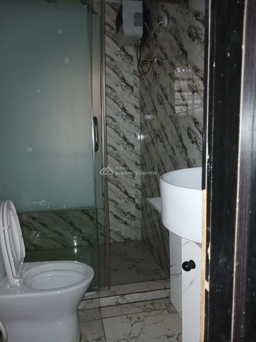 Executive 2 Bedroom Flat, Ogudu, Lagos, House for Rent