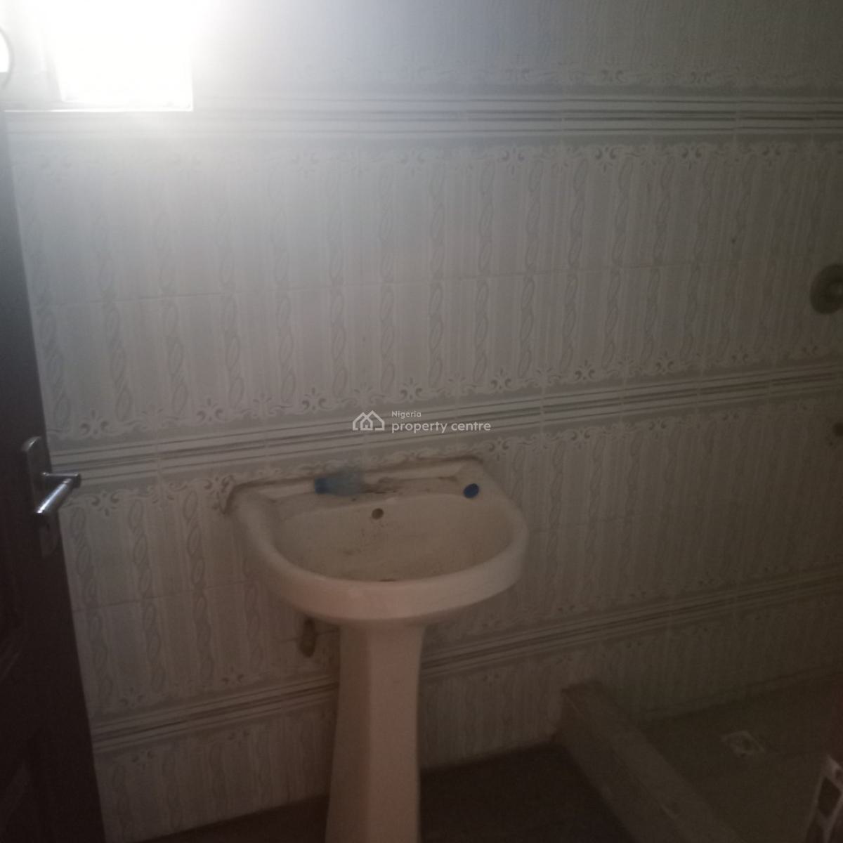 2 Bedroom Flat, Corporation Drive,  Dolphin Estate, Ikoyi, Lagos, Detached Bungalow for Rent