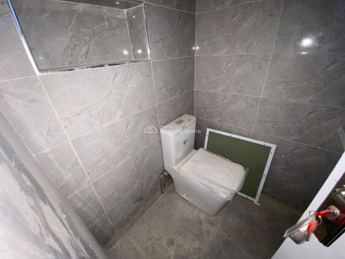 Luxury 3 Bedrooms, Beside Dunamis, Lugbe District, Abuja, Terraced Duplex for Rent