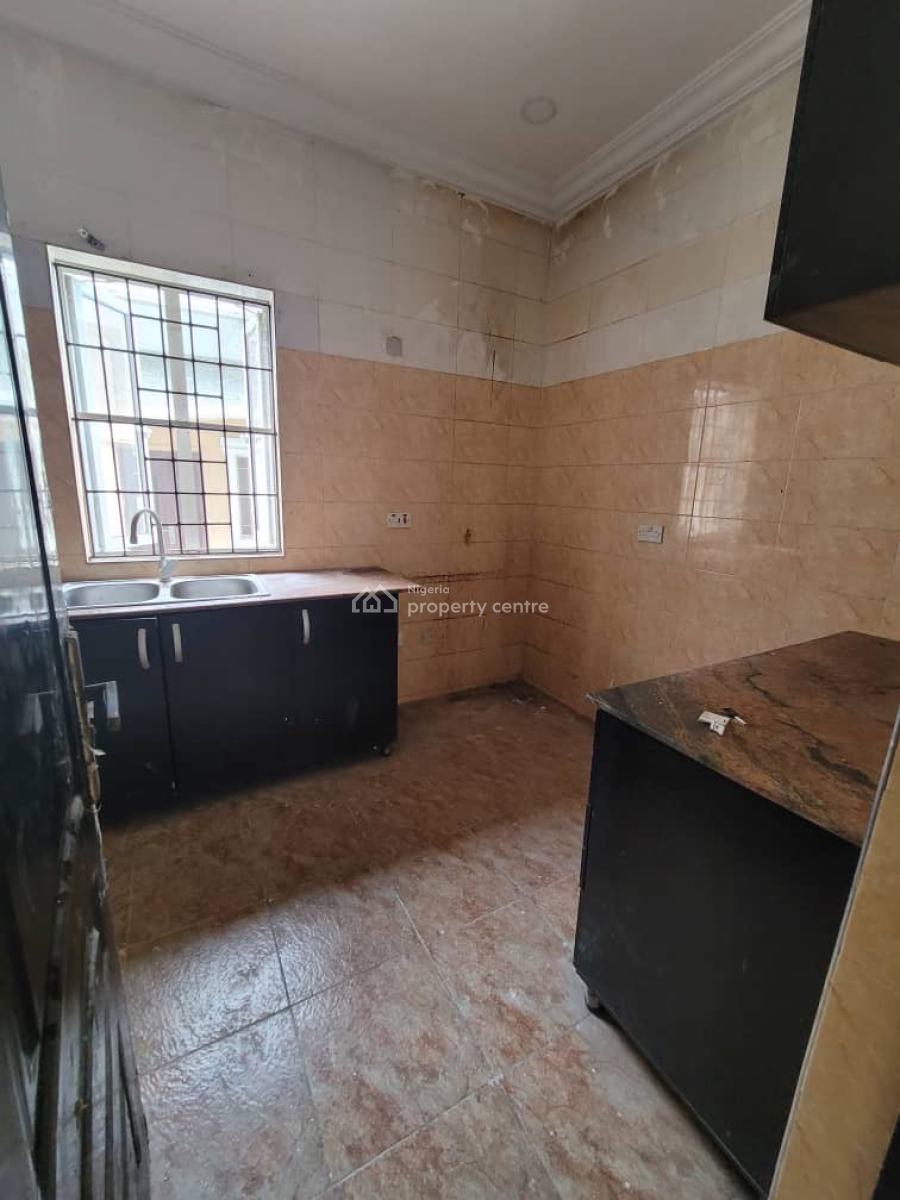 2 Bedrooms Apartment, Lekki Phase 1, Lekki, Lagos, Flat / Apartment for Rent