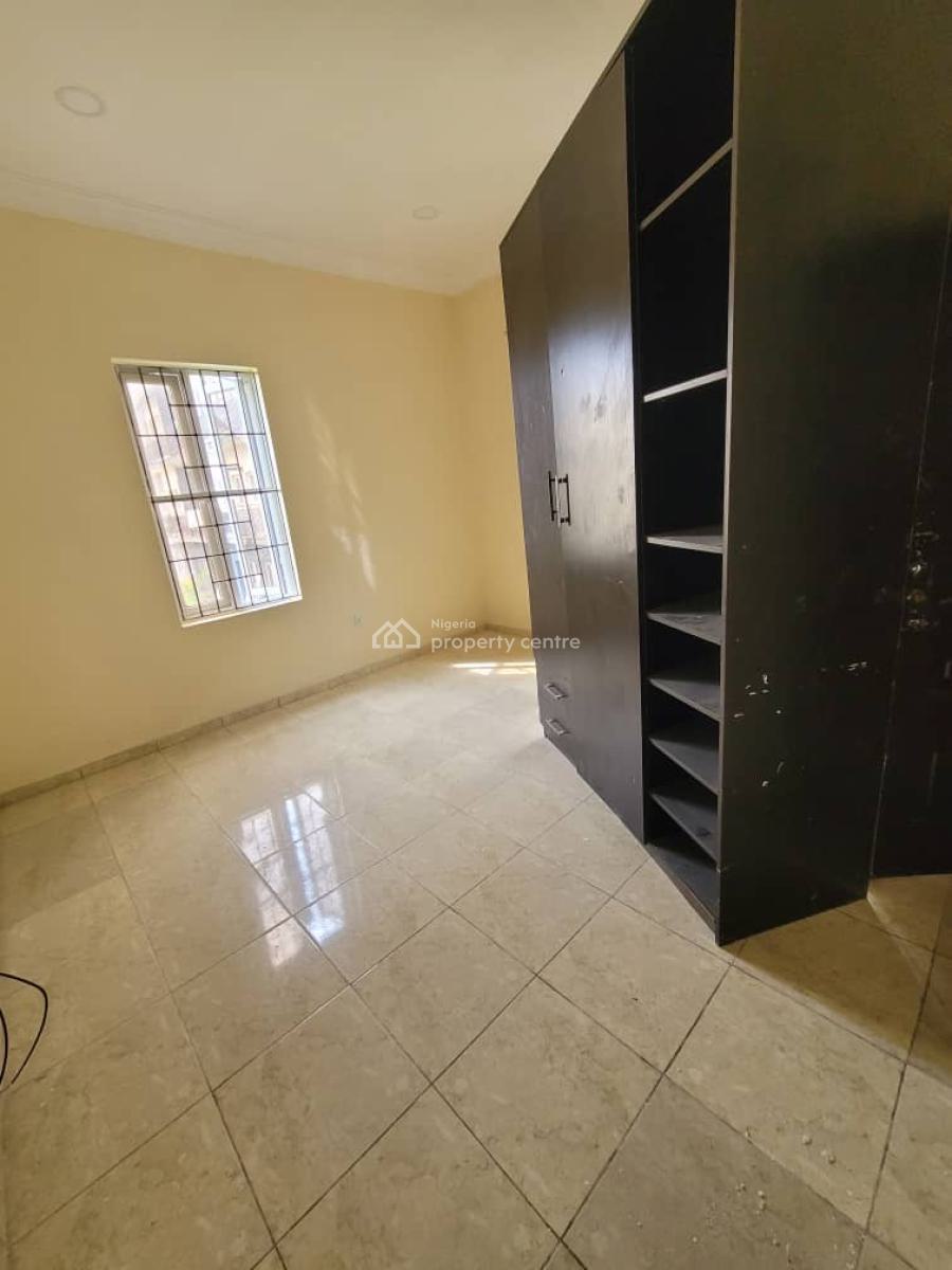 2 Bedrooms Apartment, Lekki Phase 1, Lekki, Lagos, Flat / Apartment for Rent