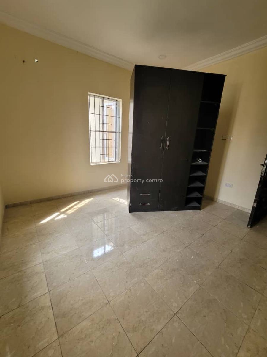 2 Bedrooms Apartment, Lekki Phase 1, Lekki, Lagos, Flat / Apartment for Rent