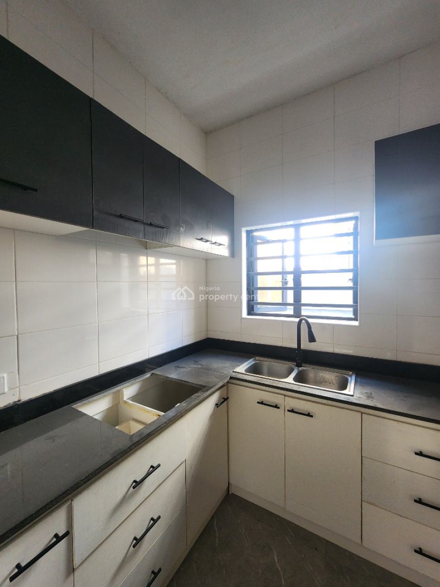 Lovely 2 Bedroom Apartment, Ologolo, Lekki, Lagos, Flat / Apartment for Sale