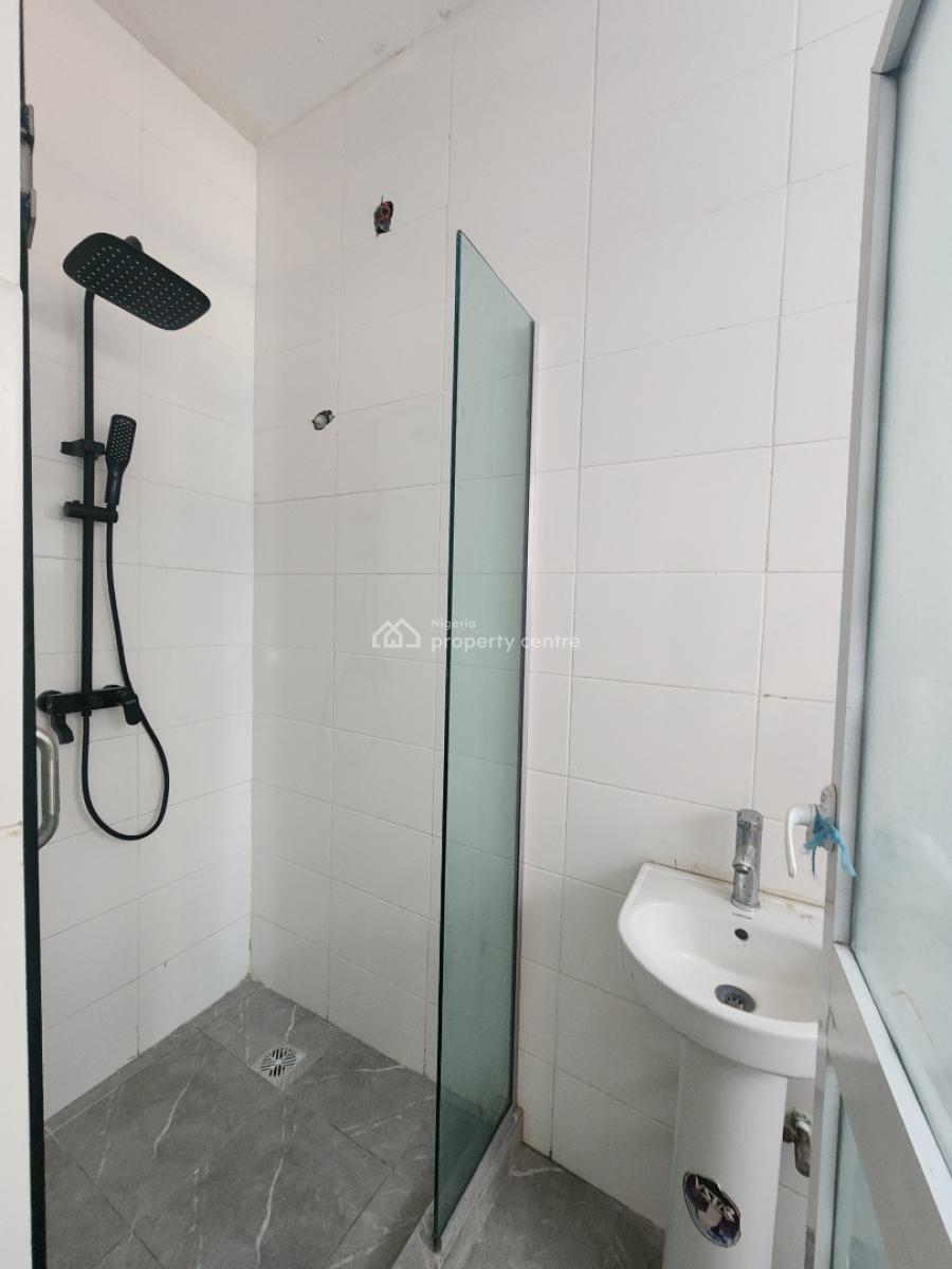 Lovely 2 Bedroom Apartment, Ologolo, Lekki, Lagos, Flat / Apartment for Sale