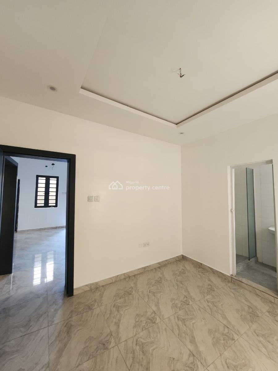 Lovely 2 Bedroom Apartment, Ologolo, Lekki, Lagos, Flat / Apartment for Sale