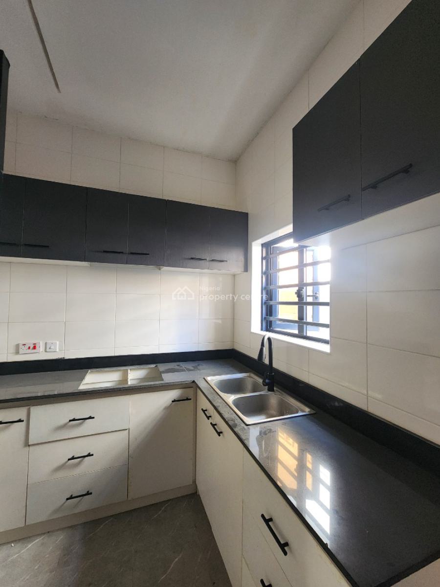 Lovely 2 Bedroom Apartment, Ologolo, Lekki, Lagos, Flat / Apartment for Sale