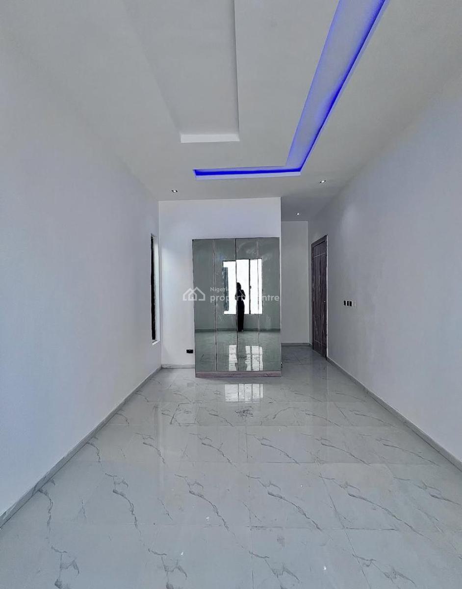 Super Luxurious 4 Bedroom Semi Detached Duplex with Pool, 24/7 Light, Chevron, Lekki, Lagos, Semi-detached Duplex for Sale