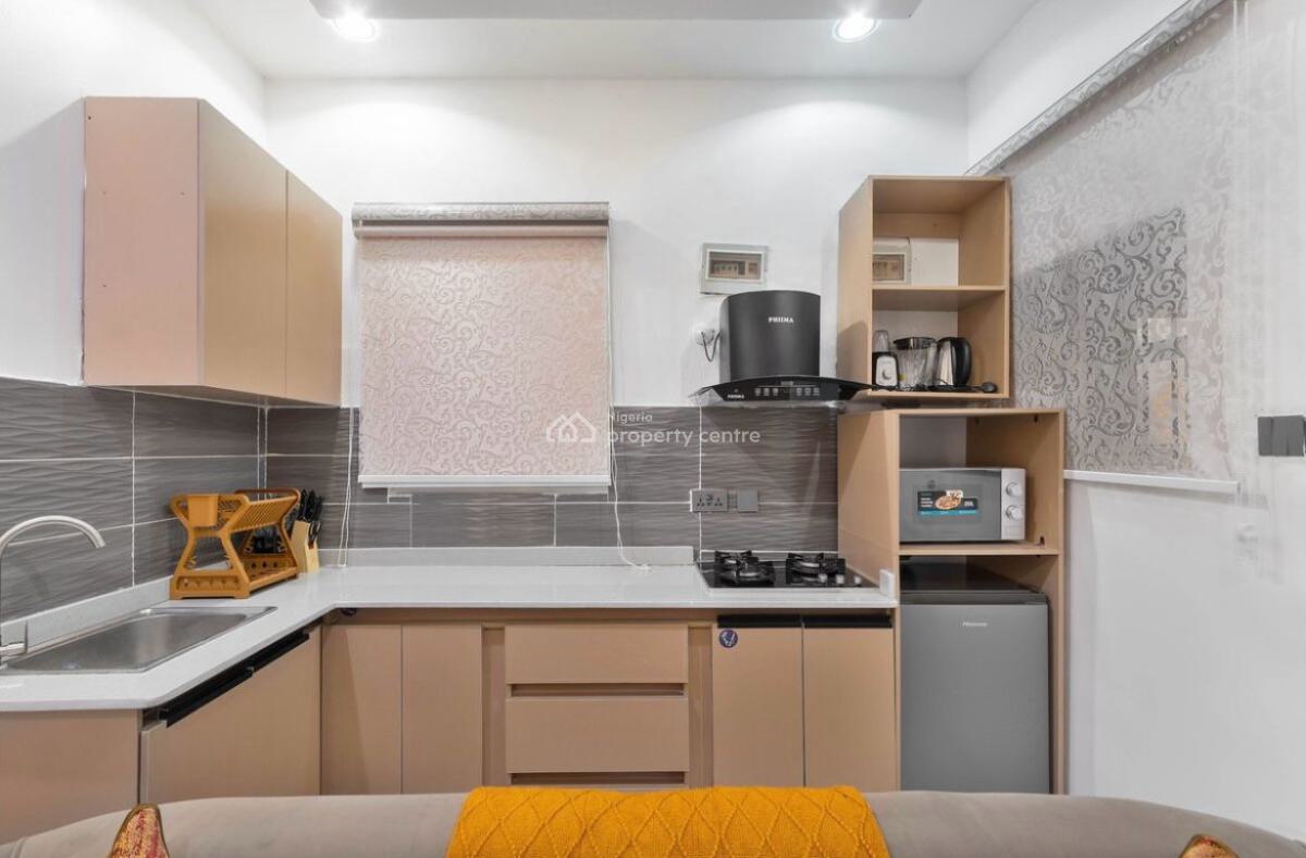 Luxury 1  Bedroom with Ps4, Lekki Phase 1, Lekki, Lagos, Flat / Apartment Short Let