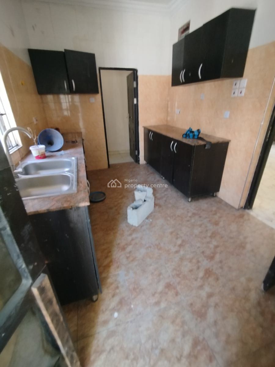 Newly Built 2 Bedroom Flats  All Ensuite, Lekki Phase 1, Lekki, Lagos, Flat / Apartment for Rent