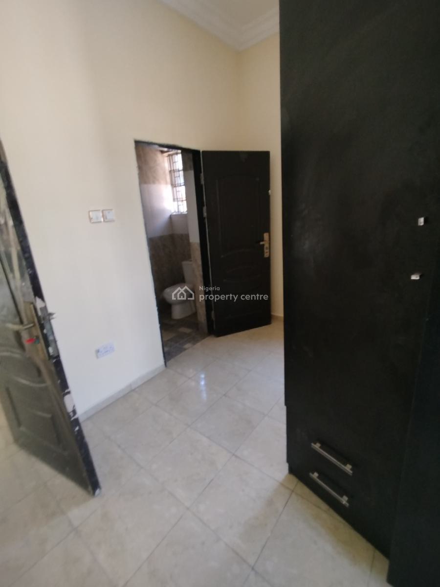 Newly Built 2 Bedroom Flats  All Ensuite, Lekki Phase 1, Lekki, Lagos, Flat / Apartment for Rent