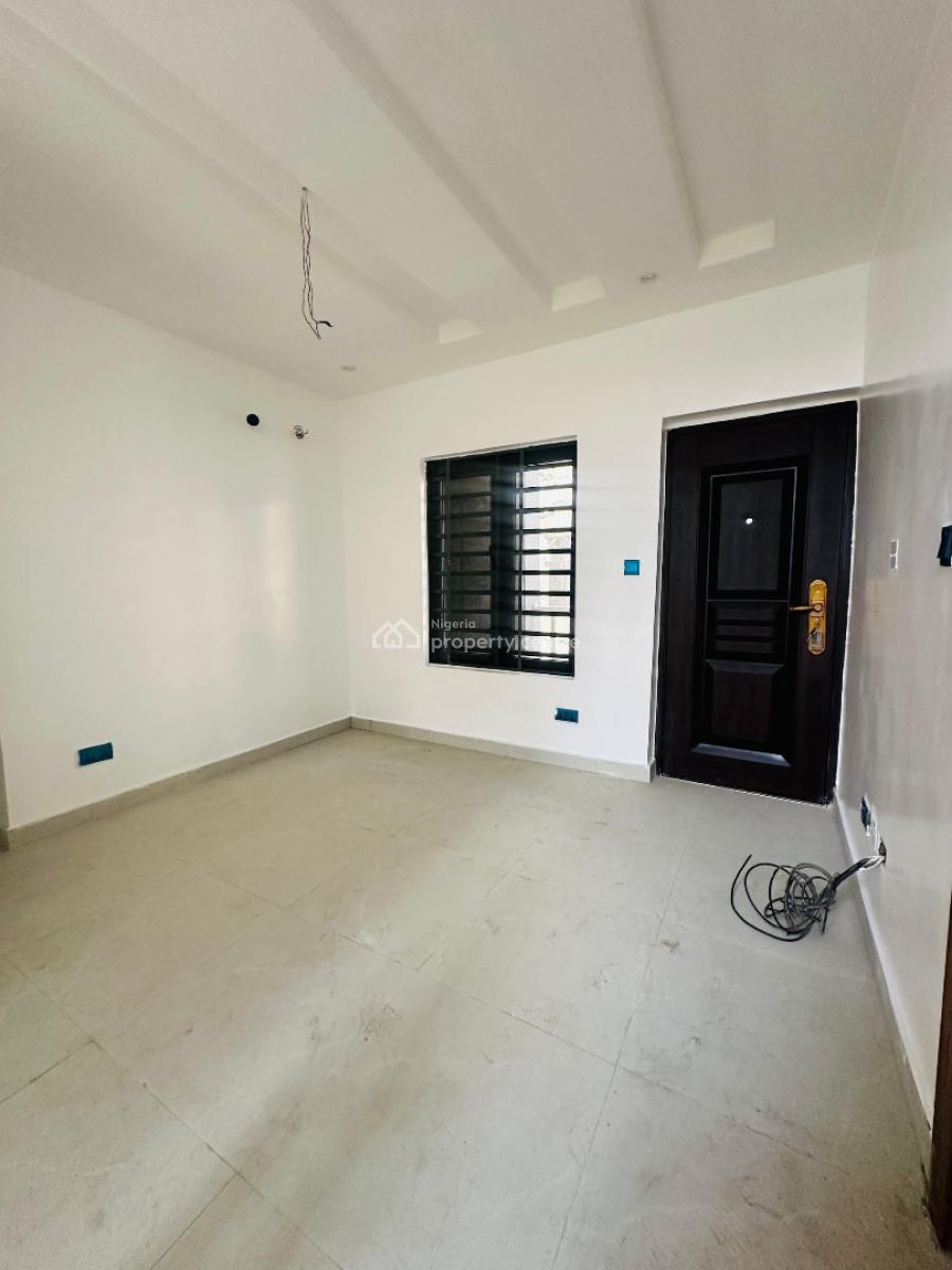 Breathtaking 5 Bedroom Fully Detached Duplex Plus Bq, Gra Phase 2, Magodo, Lagos, Detached Duplex for Sale