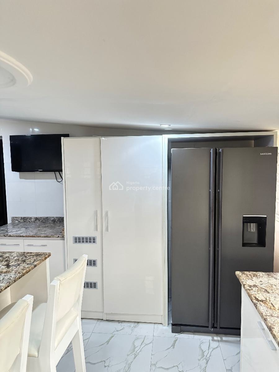 Luxury 2 Bedroom Penthouse, Davies Court, By Whitesand Estate, Ologolo, Lekki, Lagos, Mini Flat (room and Parlour) Short Let