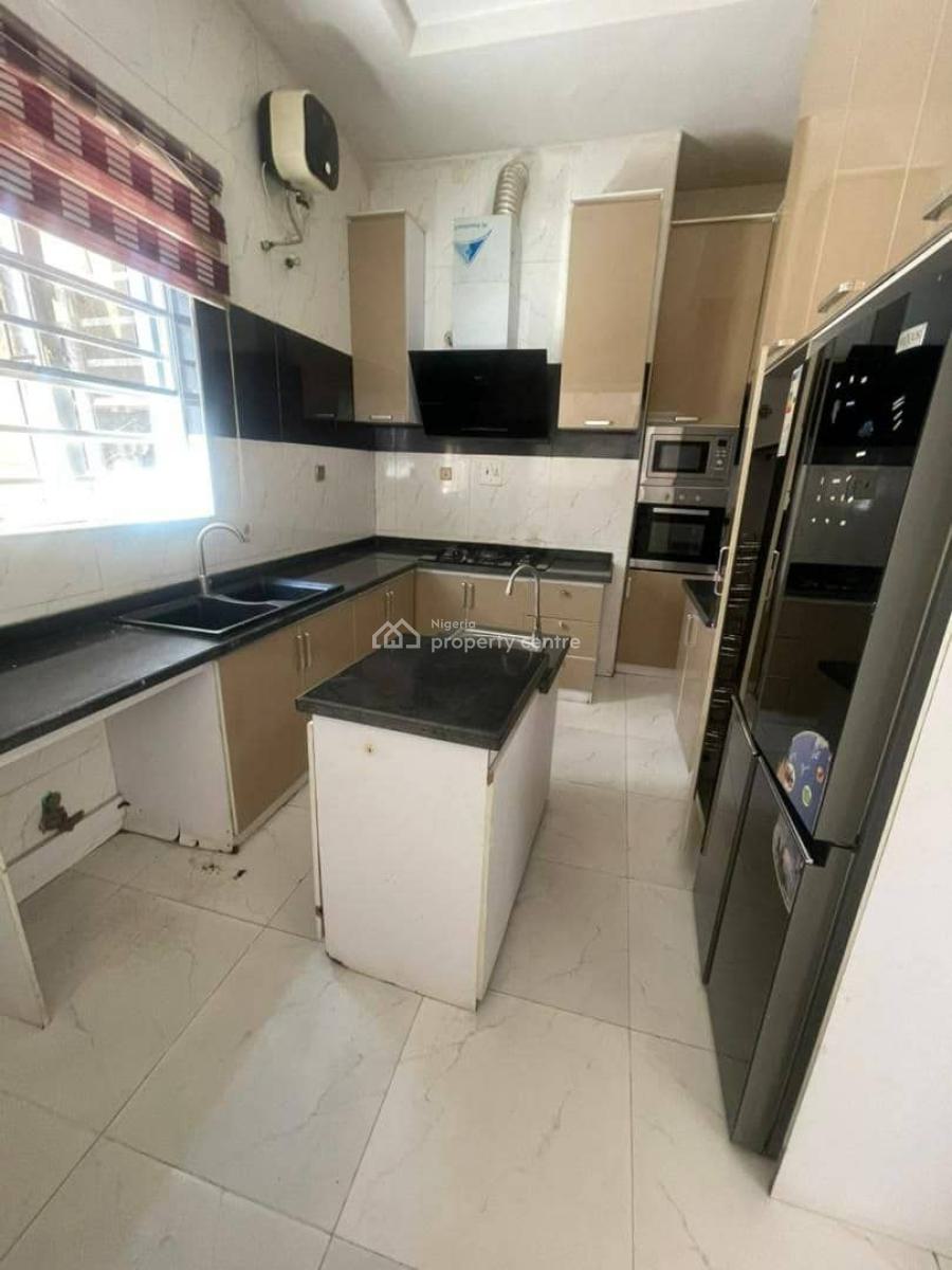 Clean 4 Bedroom Semi Detached Duplex, Chevron, Lekki, Lagos, Semi-detached Duplex for Rent