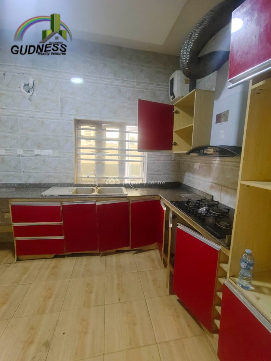 4 Bedrooms Semi Detached Duplex, Lekky County Homes, Ikota, Lekki, Lagos, Semi-detached Duplex for Rent