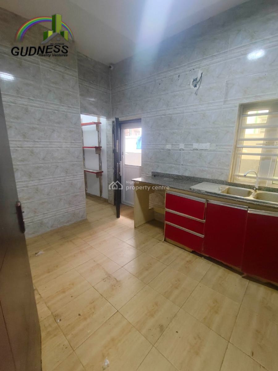 4 Bedrooms Semi Detached Duplex, Lekky County Homes, Ikota, Lekki, Lagos, Semi-detached Duplex for Rent
