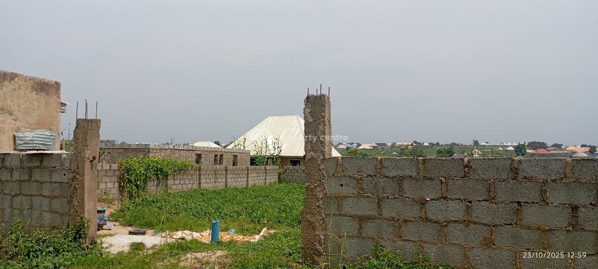 a 6,000sqm Fenced Round Estate Land Is Available, Ado, Karu, Nasarawa, Residential Land for Sale