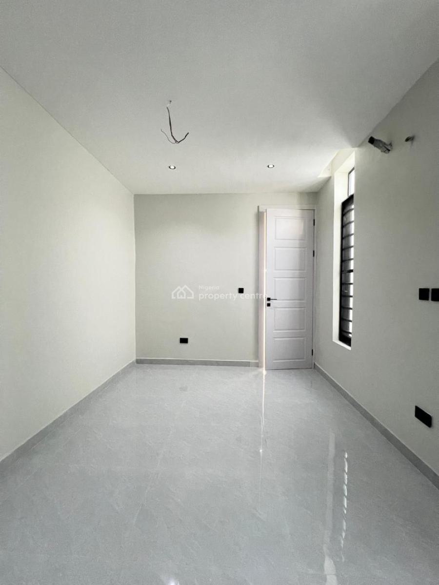 5bedrooms Fully-detached Duplex with Bq, 2nd Toll, Lekki, Lagos, Detached Duplex for Sale