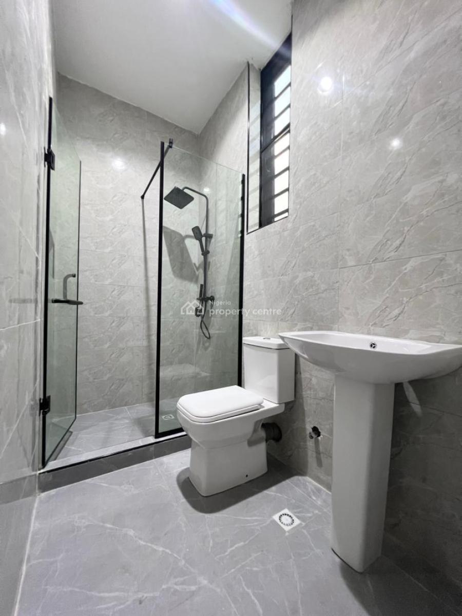 5bedrooms Fully-detached Duplex with Bq, 2nd Toll, Lekki, Lagos, Detached Duplex for Sale