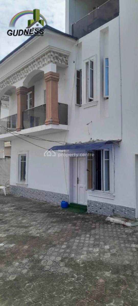 2 Bedroom Upstairs Flat, Lekky County Homes, Ikota, Lekki, Lagos, Flat / Apartment for Rent