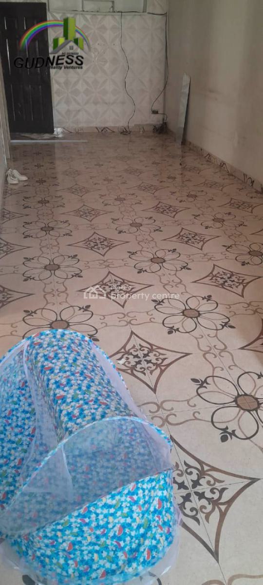 2 Bedroom Upstairs Flat, Lekky County Homes, Ikota, Lekki, Lagos, Flat / Apartment for Rent