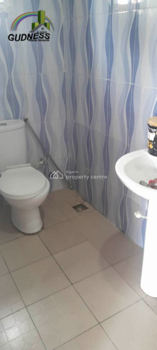 2 Bedroom Upstairs Flat, Lekky County Homes, Ikota, Lekki, Lagos, Flat / Apartment for Rent