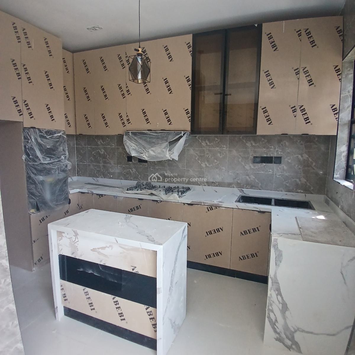 Lovely 2 Bedroom Apartment with Luxury Finishing, Ologolo, Lekki, Lagos, Flat / Apartment for Sale