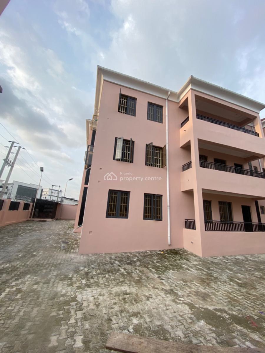 a Newly Built 3 Bedroom Apartment with Self Contain Bq, Jahi, Abuja, Flat / Apartment for Rent