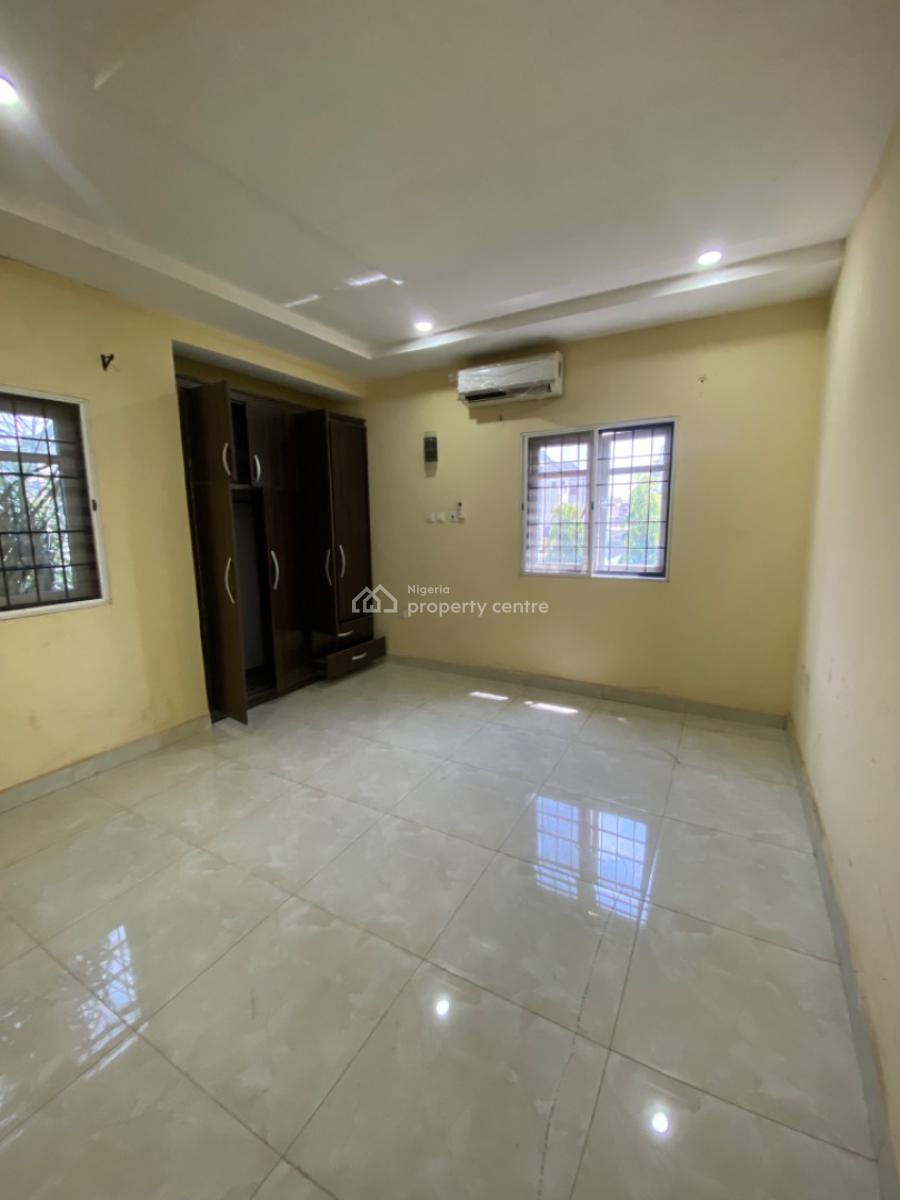 This Is a Massive Services 3 Bedroom Apartment, Jahi, Abuja, Flat / Apartment for Rent